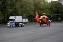 Einsatz Christoph 3 Koeln Vingst Thorwalsenstr Landung Marktplatz P01